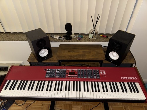Nord piano key stage - 5,